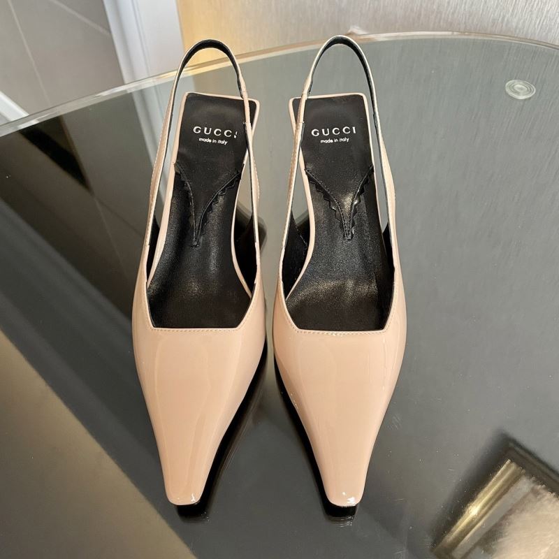 G*u*i sandals